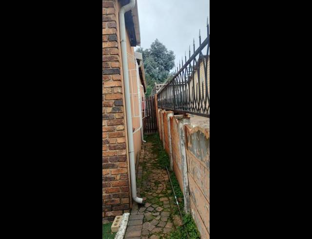 3 BEDROOM HOUSE FOR SALE IN RIVERLEA